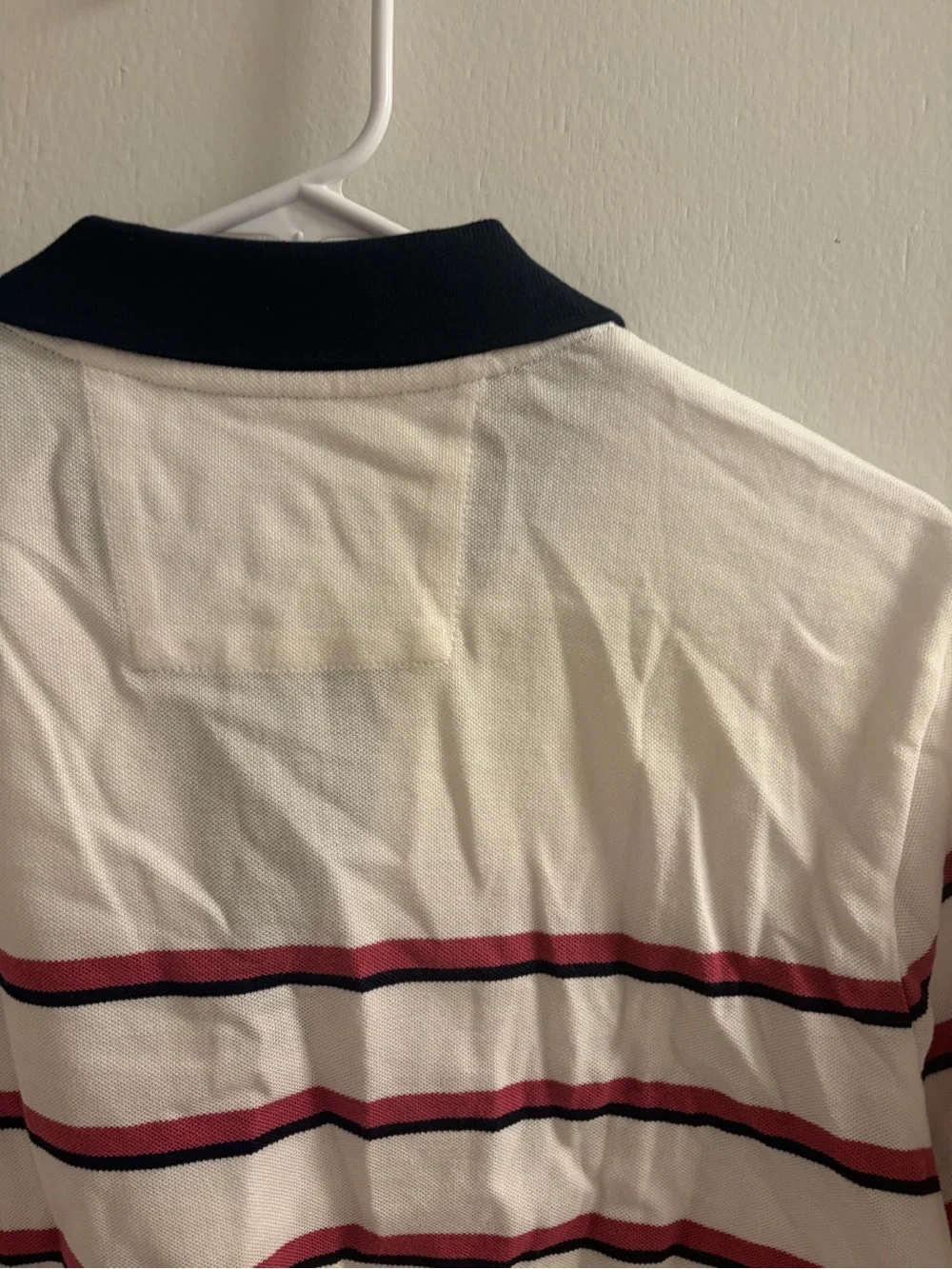Men’s Banana Republic White Polo with Navy Collar and Pink & Navy Stripes